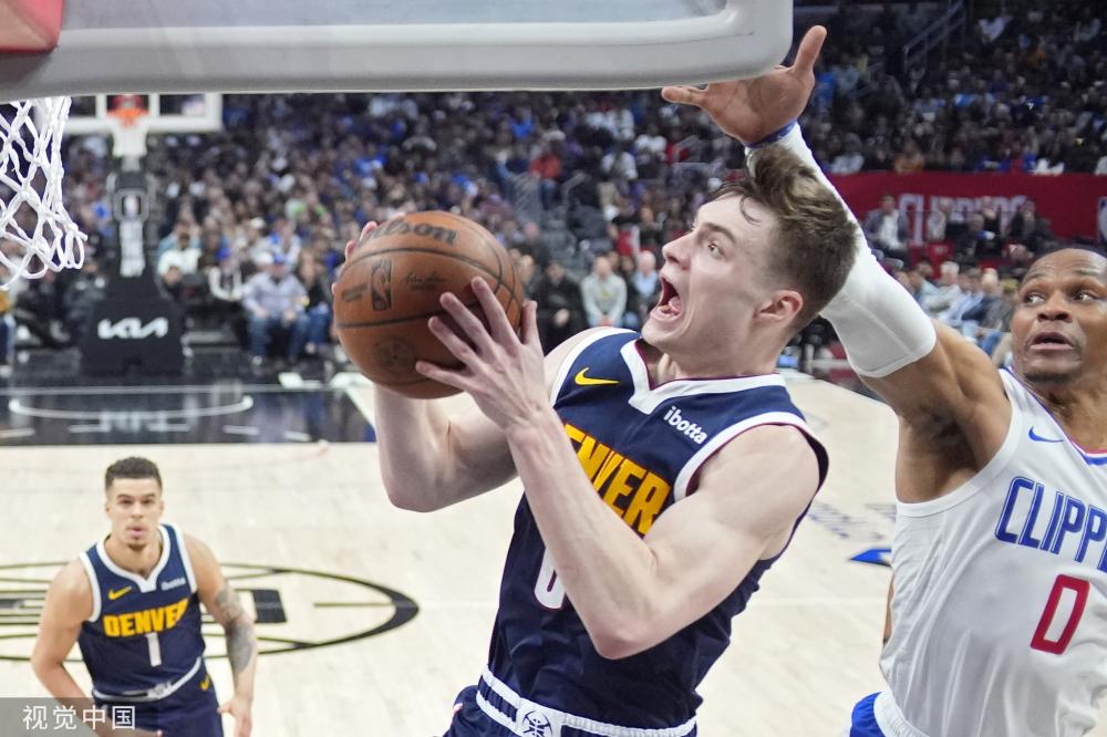 的年轻球员 的年轻球员