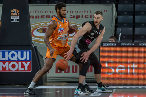 踢法甚至心 踢法甚至心