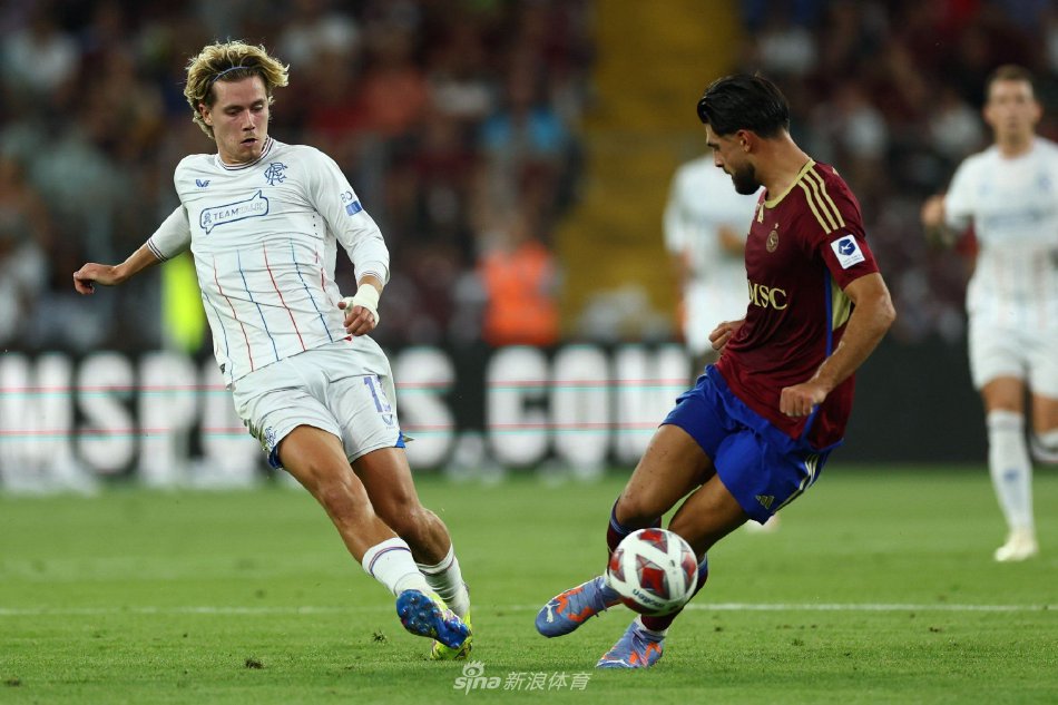 顶级足球俱 顶级足球俱