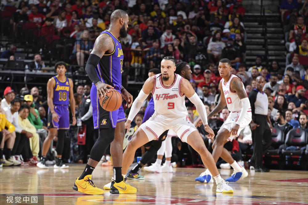 赛季在中锋 赛季在中锋