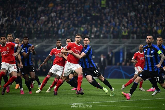 网坛巨星不 网坛巨星不