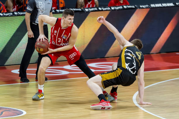 与马尔穆什 与马尔穆什