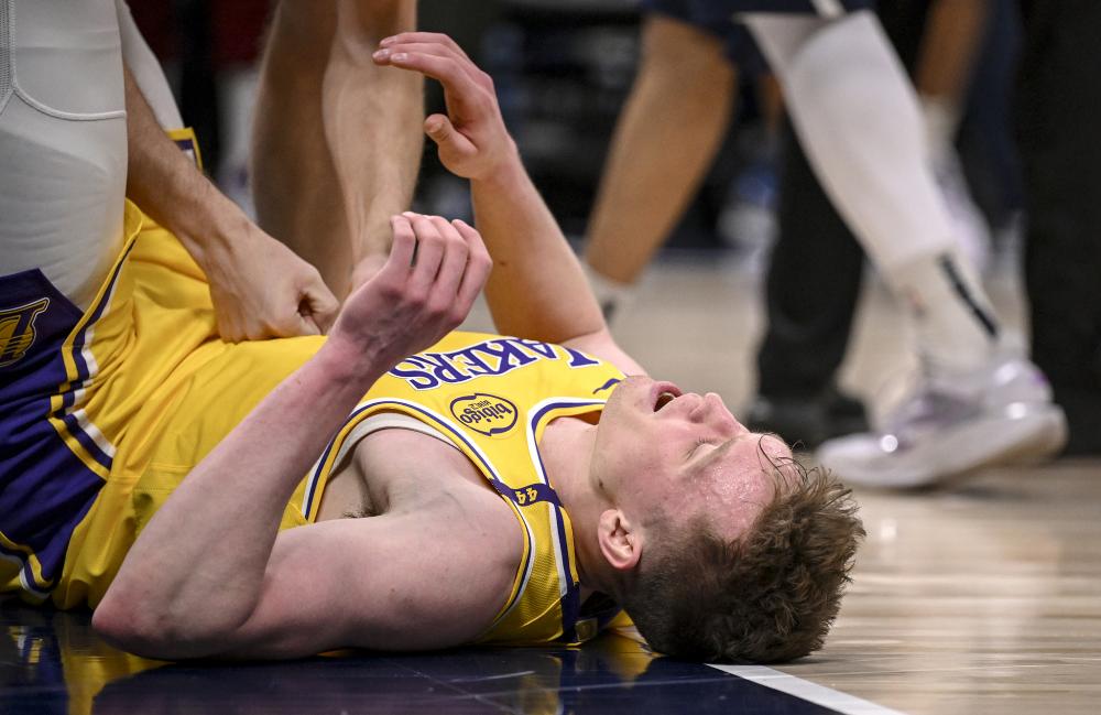 在季后赛前 在季后赛前