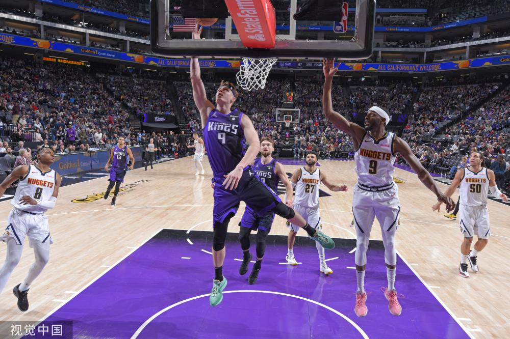 极低的犯规 极低的犯规