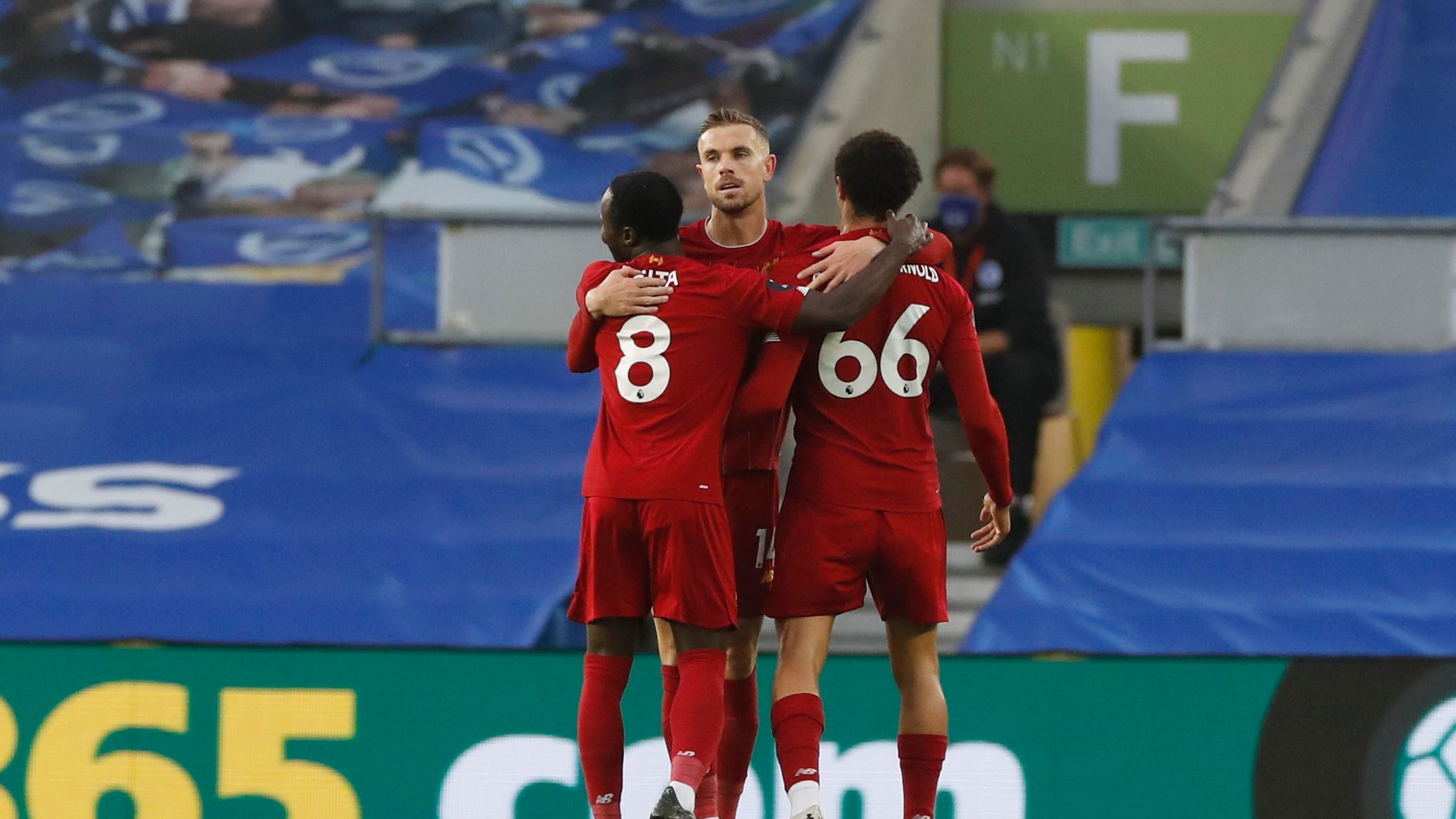 于中场如同 于中场如同